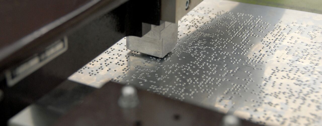 Punziermaschine mit Matritze